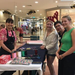 hive-rotary-club-australia-gift-wrapping-fundraising-albury-wodoonga-myer-centrepoint-4