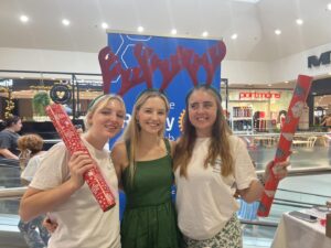 hive-rotary-club-australia-gift-wrapping-fundraising-albury-wodoonga-myer-centrepoint-8